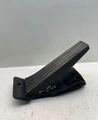 BMW 3 E90 E91 Accelerator throttle pedal 6788633 25916010 2309080992A