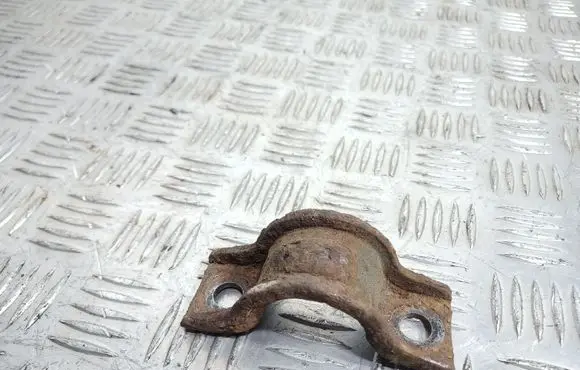 Chevrolet Captiva Sway bar bush bracket, rear 