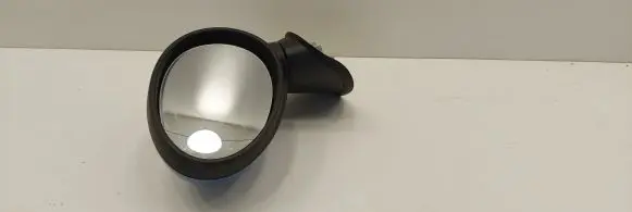 Mini Cooper Countryman R60 Front door electric wing mirror
