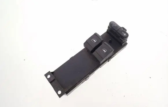 Volkswagen PASSAT B5 Electric window control switch 1J3959857B F005S00004