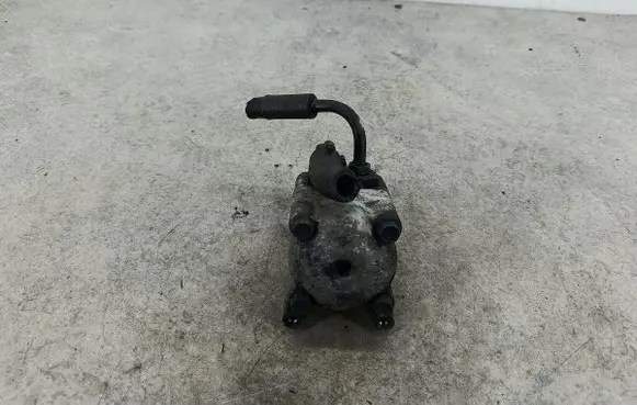 BMW 3 E46 Power steering pump 