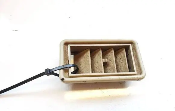Dash center air vent grill
