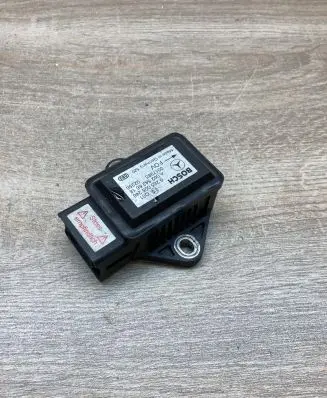 Mercedes-Benz A W168 Yaw turn rate sensor A0025426618 0265005246