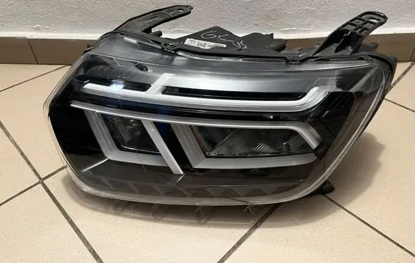 Renault Duster II Headlight/headlamp 260602465R