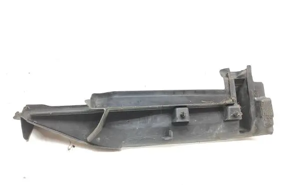 Audi Q3 8U Fender end trim 8U0821169