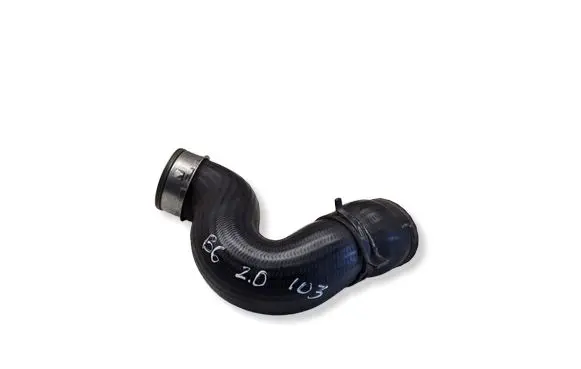Volkswagen PASSAT B6 Intercooler hose/pipe 