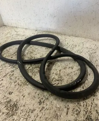 Opel Astra K Rubber seal front coupe door 