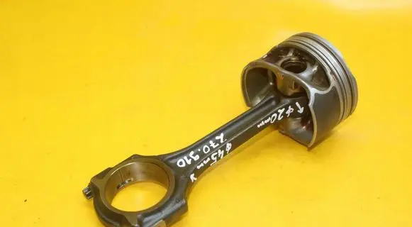 Mercedes-Benz CLA C117 X117 W117 Piston with connecting rod A2701617