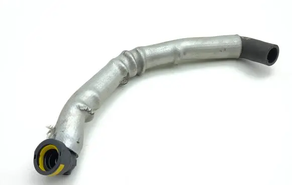 Nissan Qashqai Breather hose/pipe 