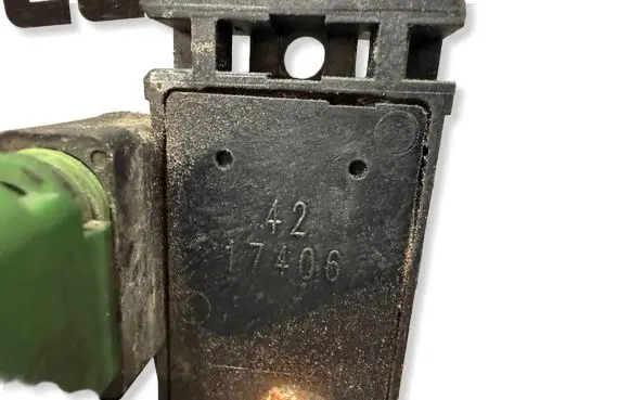 Volvo 850 Air pressure sensor 763354