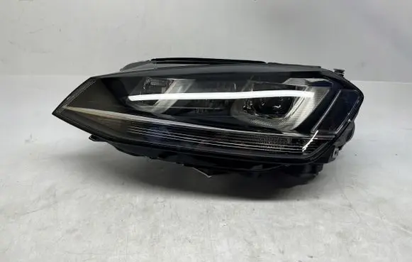 Volkswagen Golf VII Headlight/headlamp 5G1941033