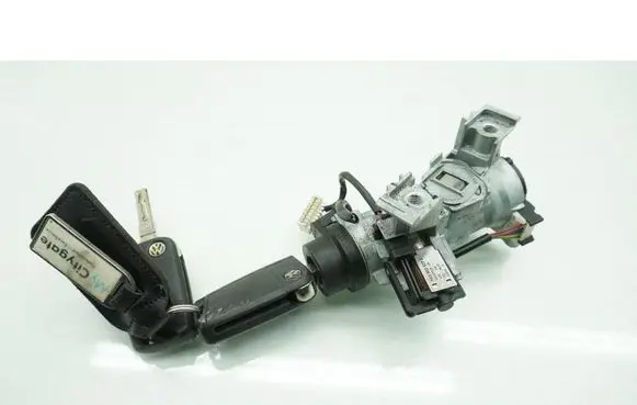 Volkswagen Golf VII Ignition lock 5Q0905865