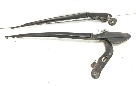 BMW 7 E65 E66 Front wiper blade arm 61617008972 4280793 7008972