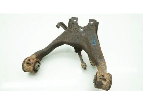 Mitsubishi L200 Front control arm 