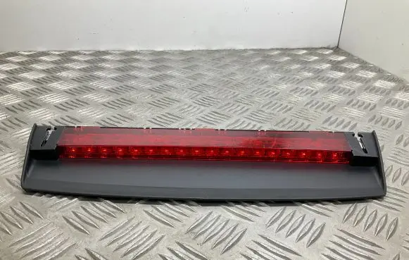 Audi A6 S6 C7 4G Third/center stoplight 4G5945097