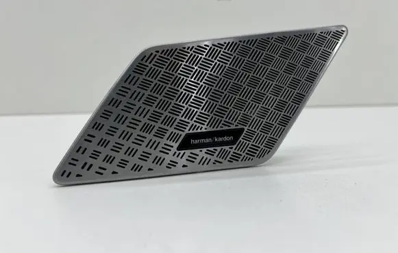 BMW 2 Active Tourer U06 Front door speaker cover trim 9483781 9483775