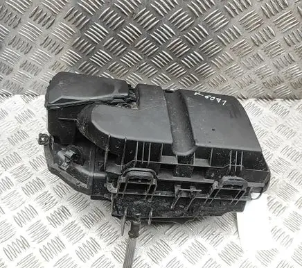 Peugeot 308 Air filter box 9828002080 9677093080