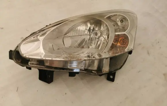 Citroen Berlingo Headlight/headlamp 96772024800 90013220 9677202480