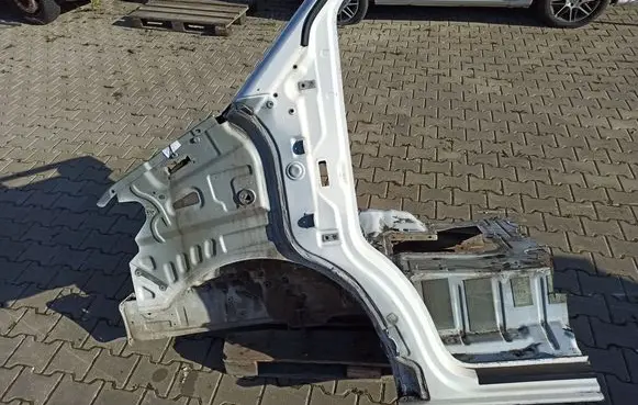 Volkswagen Crafter Front quarter panel 
