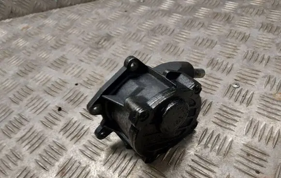 Mercedes-Benz ML W164 Vacuum pump A64223065