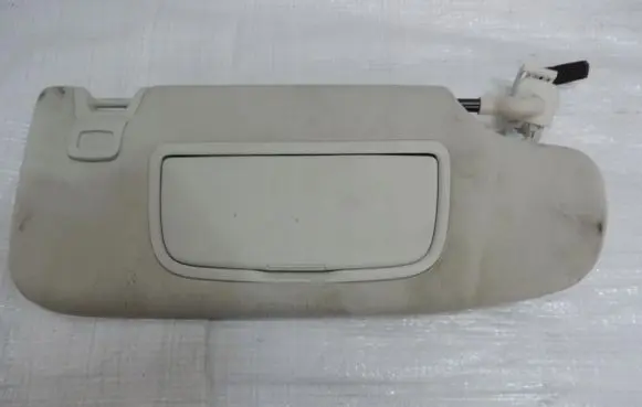 Sun visor