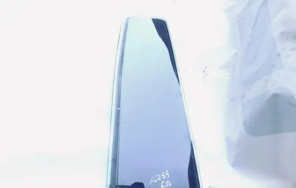 Opel Zafira A Rear vent window glass 