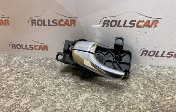 Jaguar S-Type Front door interior handle 2R8322601AD