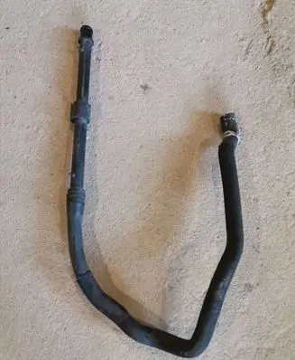 Mercedes-Benz GL X164 Engine coolant pipe/hose A1645004275