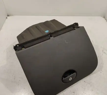 Citroen C5 Glove box 9632612977