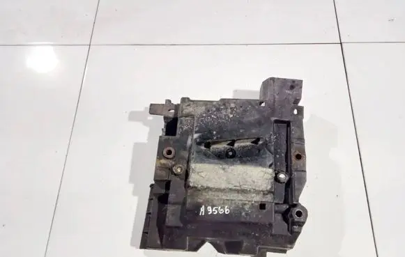 Renault Espace - Grand espace IV Battery box tray 8200412898