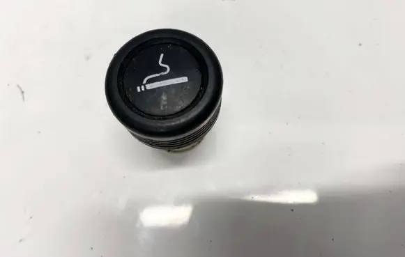 Mercedes-Benz Vito Viano W639 Cigarette lighter 