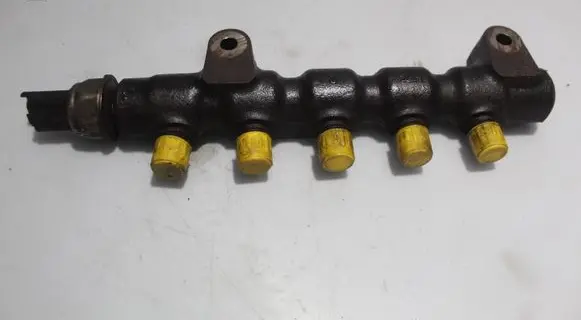 Fuel main line pipe