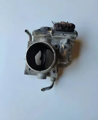 Mazda 6 Throttle valve SH01136B0 0100002002