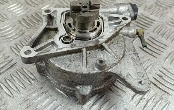 KIA Sorento Vacuum pump 288102F600