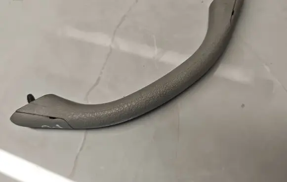 Nissan X-Trail T30 Front interior roof grab handle