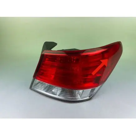 Subaru Legacy Rear/tail lights 22020068