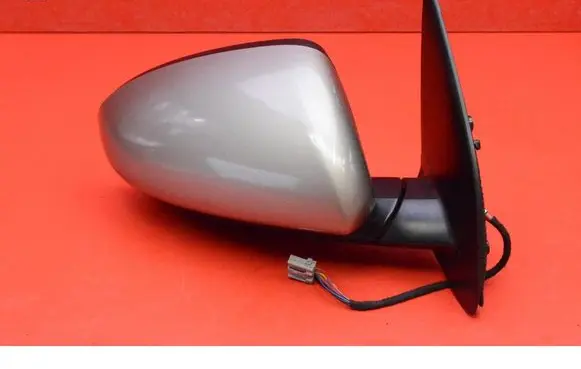 Nissan Qashqai Front door electric wing mirror 026202