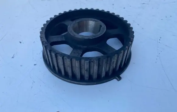 Toyota Avensis T220 Camshaft pulley/ VANOS 