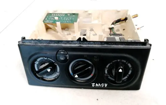 Renault Laguna I Climate control unit 9041703027