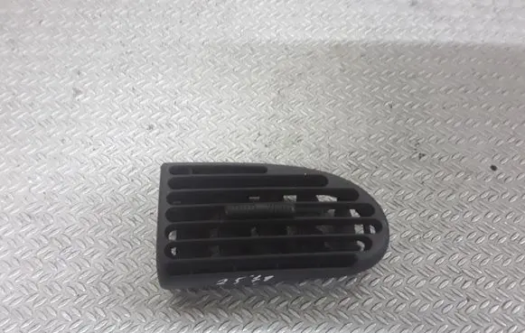 Chrysler Neon II Dashboard side air vent grill/cover trim