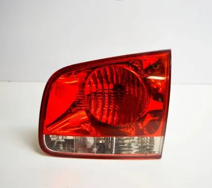 Tailgate rear/tail lights