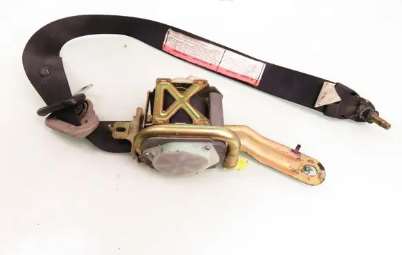 Nissan Maxima A34 Front seatbelt