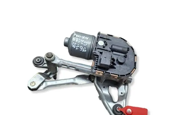 Peugeot 5008 Front wiper linkage and motor S26309004 9671062180