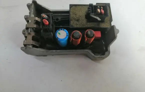 Mercedes-Benz E W211 Heater blower motor/fan resistor A2308210251