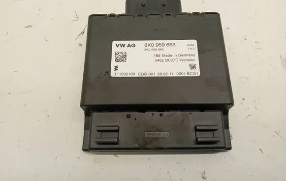Audi A3 S3 8P Other control units/modules 8K0959663 111002109