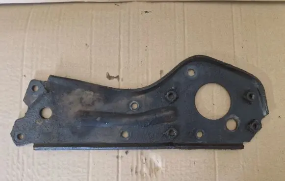 Volkswagen Golf II Fuel pump bracket 068199293D