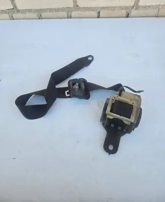 Nissan Terrano Front seatbelt 868852X820