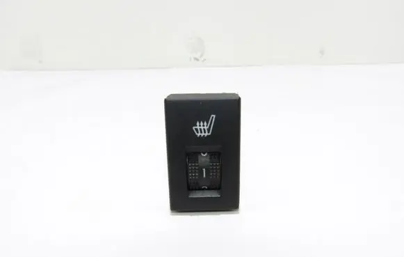Mazda 3 II Seat heating switch BBM366420