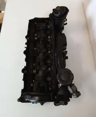 Toyota Verso Rocker cam cover 8576293