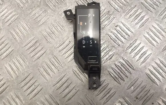 Lexus NX Gear shift selector indicator 76J744RHD
